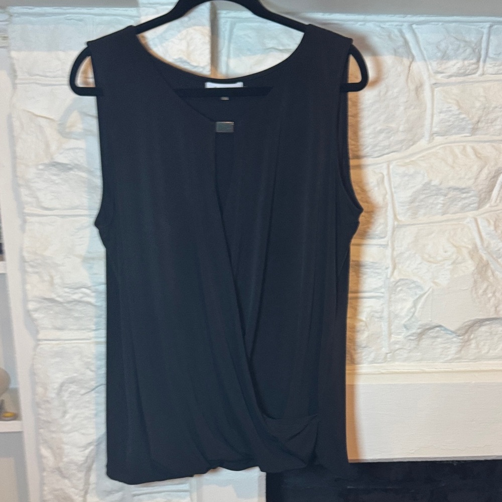 Calvin Klein Elegant Black Sleeveless Blouse